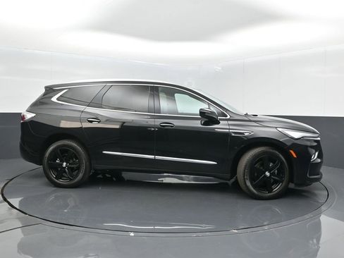 Used 2023 Buick Enclave Essence w/ Experience Buick Package image 8