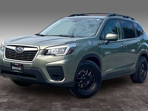 Used 2019 Subaru Forester Premium w/ All-Weather Package AWD/4WD image 2