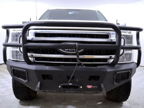 Used 2021 Ford F250 Lariat w/ Lariat Value Package AWD/4WD image 5