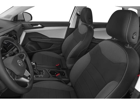 Used 2022 Volkswagen Taos SE w/ Panoramic Sunroof Package image 6