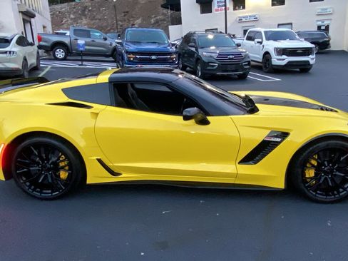 Used 2017 Chevrolet Corvette Z06 w/ Z07 Performance Package image 25