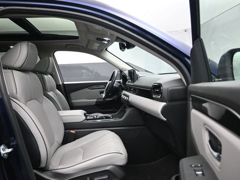 Used 2023 Honda Pilot Elite image 21