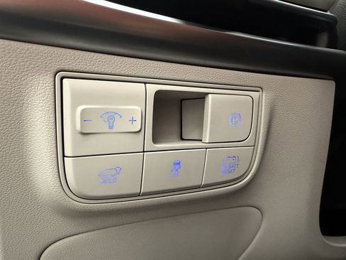 Used 2025 Hyundai Tucson Blue image 18