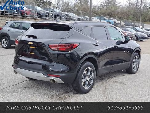 Used 2023 Chevrolet Blazer LT image 5