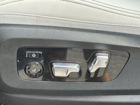 Certified 2025 BMW X5 M60i AWD/4WD image 19