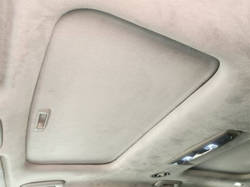 Certified 2021 Kia Telluride SX w/ SX Prestige Package image 28