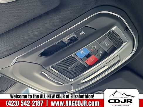 New 2025 Jeep Grand Cherokee Limited w/ Black Appearance Package image 29