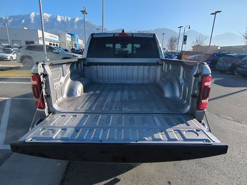 Used 2020 RAM 1500 Laramie w/ Off Road Group image 31