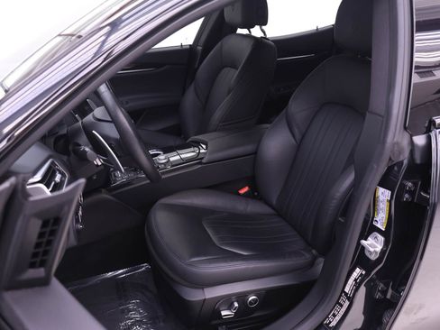 Used 2023 Maserati Ghibli Modena Q4 AWD/4WD image 7