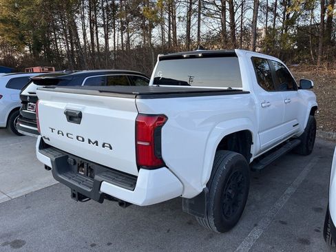 Used 2025 Toyota Tacoma SR5 image 3