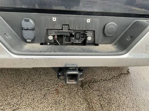 Used 2023 Chevrolet Silverado 1500 LT image 9