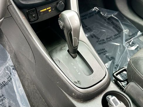 Used 2020 Chevrolet Trax LT w/ Driver Confidence Package image 16