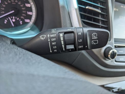 Used 2018 Hyundai Tucson SEL AWD/4WD image 29