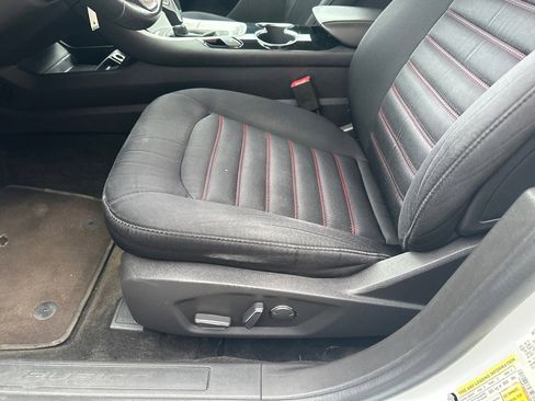 Used 2015 Ford Fusion SE w/ Equipment Group 201A FWD image 20
