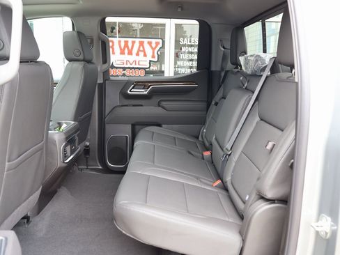 New 2026 GMC Sierra 1500 Elevation w/ Elevation Premium Package image 29