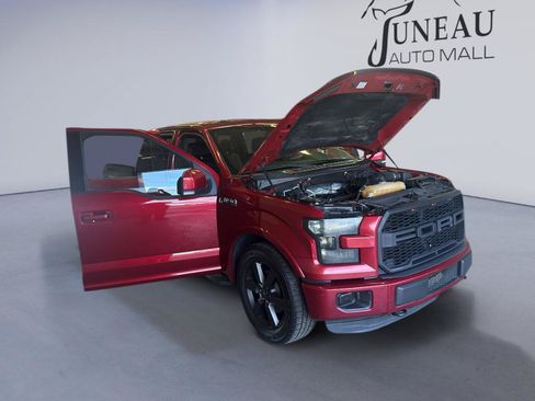 Used 2016 Ford F150 XLT w/ Equipment Group 302A Luxury AWD/4WD image 9