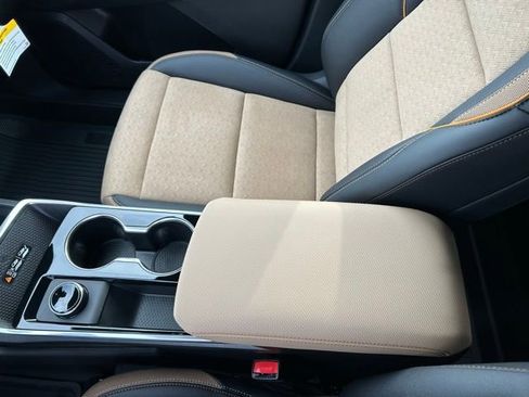 New 2026 Chevrolet Equinox ACTIV w/ Convenience Package III AWD/4WD image 28