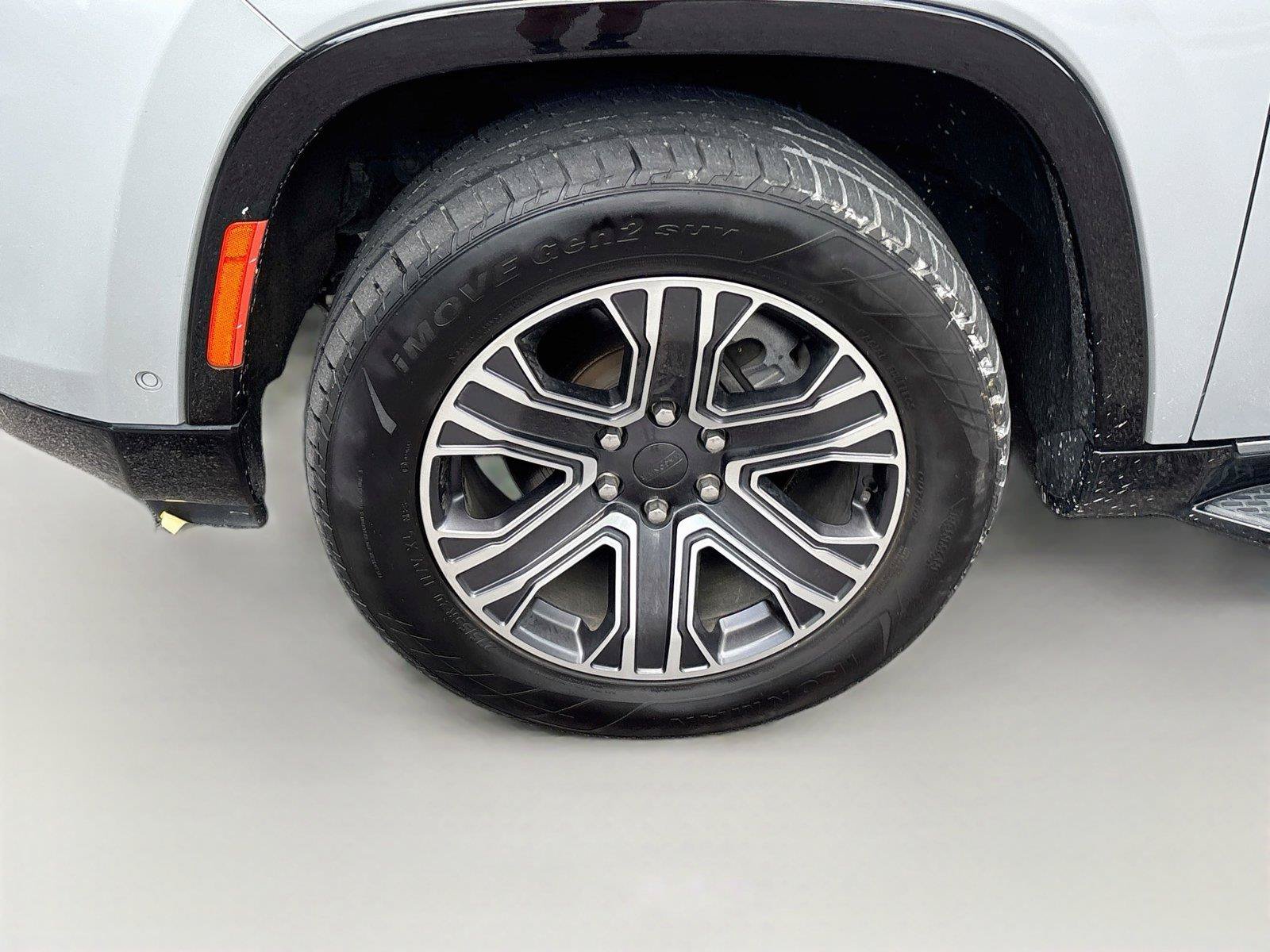 Used 2024 Jeep Wagoneer Series II w/ Flexible Seating Group RWD image 33
