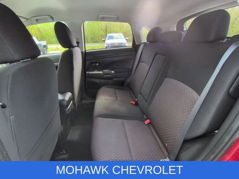 Used 2019 Mitsubishi Outlander Sport ES AWD/4WD image 23
