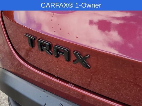 Certified 2024 Chevrolet Trax RS w/ Sunroof Package FWD image 7