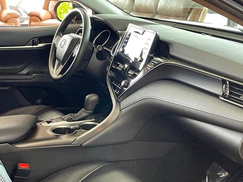 Used 2022 Toyota Camry LE FWD image 23