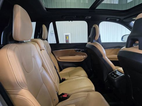 Used 2022 Volvo XC90 T6 Inscription image 14