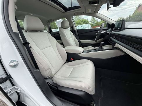 Certified 2025 Honda Accord SE image 13