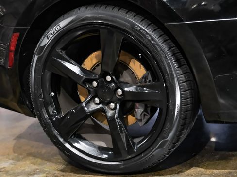 Used 2018 Chevrolet Camaro SS image 39