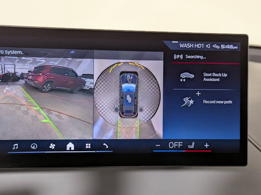 Used 2024 BMW iX M60 AWD/4WD image 26