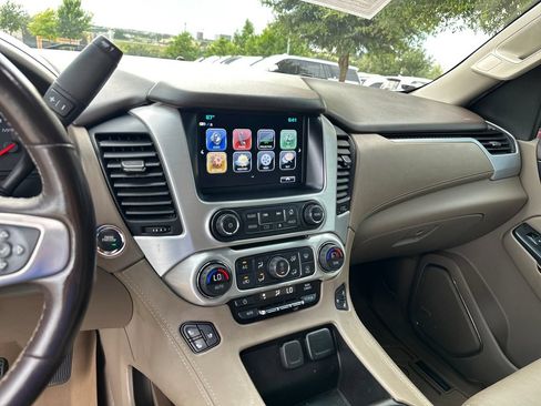 Used 2020 GMC Yukon XL SLT w/ Premium Edition RWD image 22