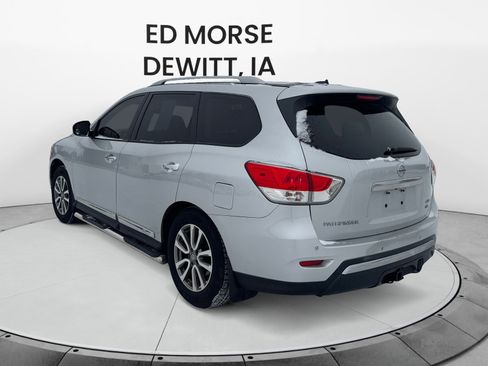 Used 2013 Nissan Pathfinder SL image 3