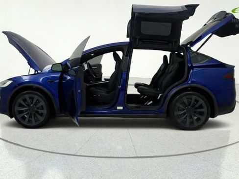 Used 2023 Tesla Model X Plaid AWD/4WD image 12