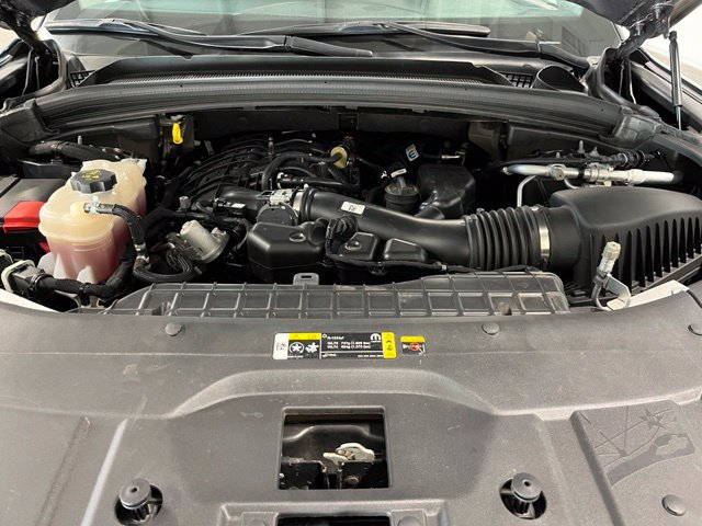 Used 2023 Jeep Grand Cherokee Limited AWD/4WD image 9