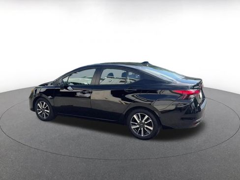 Used 2025 Nissan Versa SV FWD image 9