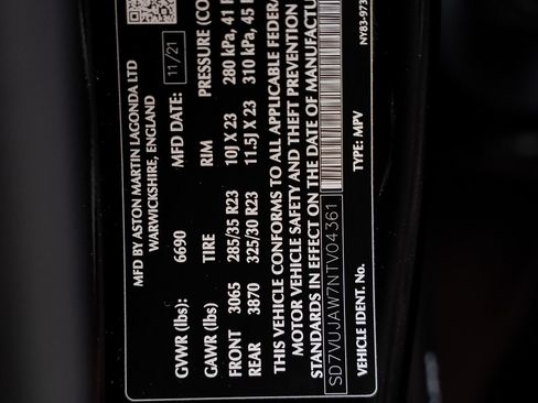 Used 2022 Aston Martin DBX AWD/4WD image 58