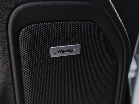 Used 2020 Chevrolet Silverado 1500 LT Trail Boss image 18