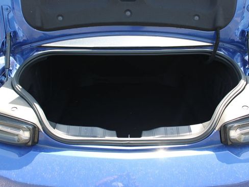Used 2022 Chevrolet Camaro ZL1 RWD image 13