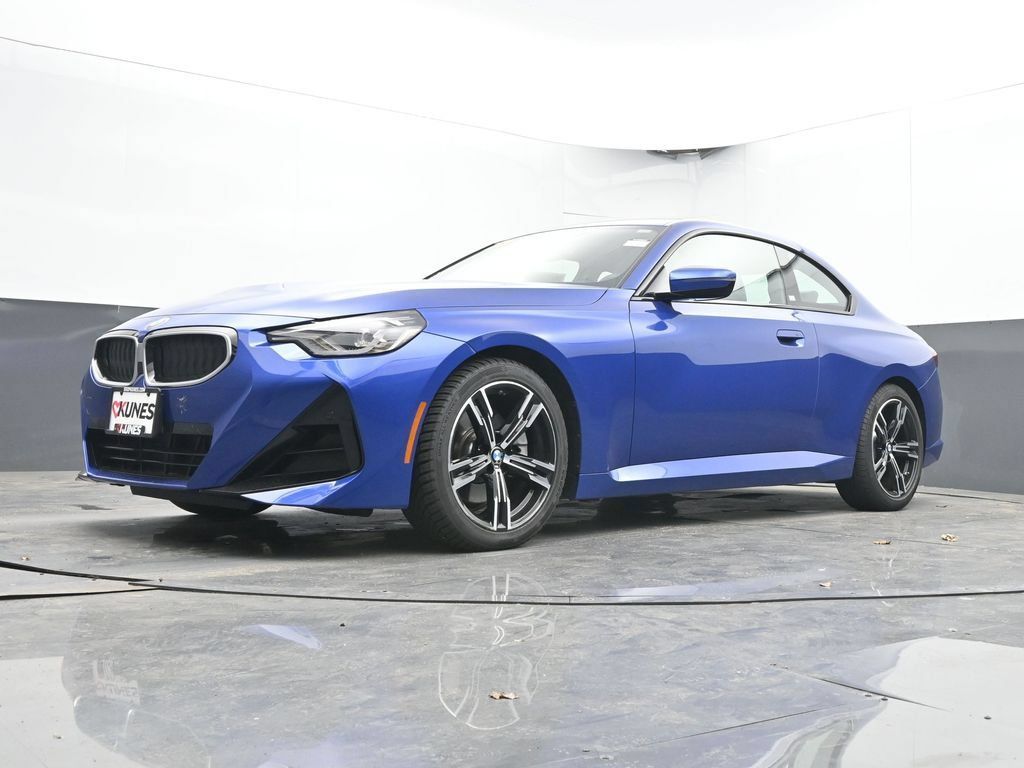 Used 2026 BMW 230i Coupe RWD image 40