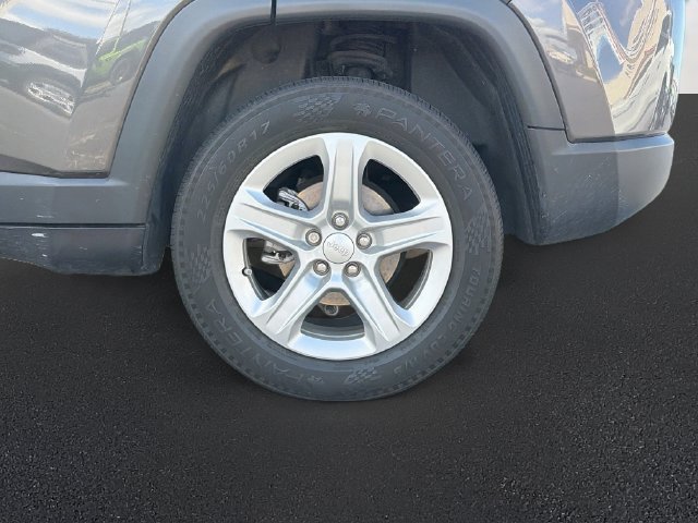 Used 2023 Jeep Compass Sport AWD/4WD image 9