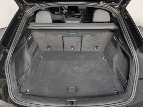 Certified 2025 Audi Q5 2.0T Premium Plus w/ Premium Plus Package image 35