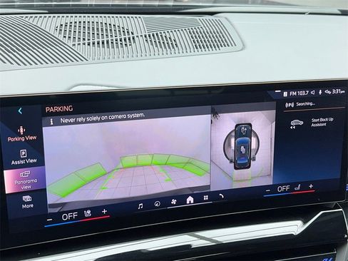 Used 2024 BMW 530i image 28