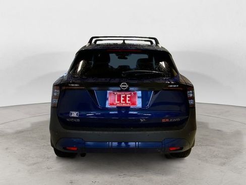 New 2026 Nissan Kicks SR w/ Cold Weather Package image 4