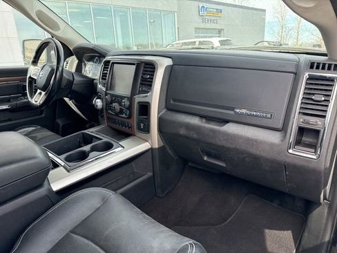 Used 2014 RAM 1500 Laramie w/ Convenience Group image 32