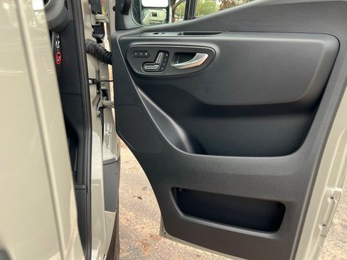 New 2025 Mercedes-Benz Sprinter 2500 image 21