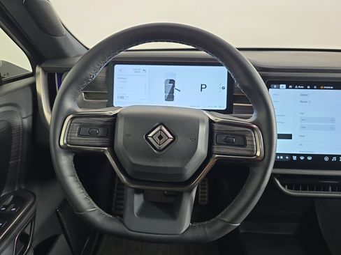 Used 2024 Rivian R1S Adventure AWD/4WD image 28