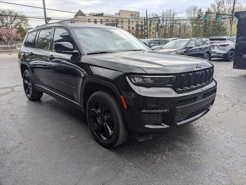 Used 2023 Jeep Grand Cherokee L Limited w/ Luxury Tech Group II image 6