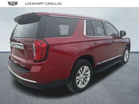 Used 2024 GMC Yukon SLT image 3