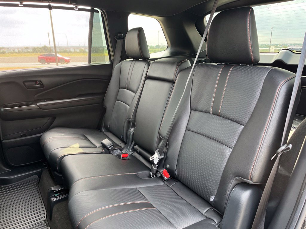 Certified 2025 Honda Passport TrailSport image 27