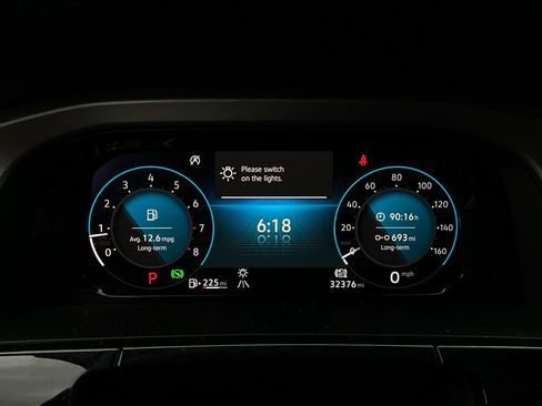 Used 2025 Volkswagen Atlas Cross Sport SE image 38