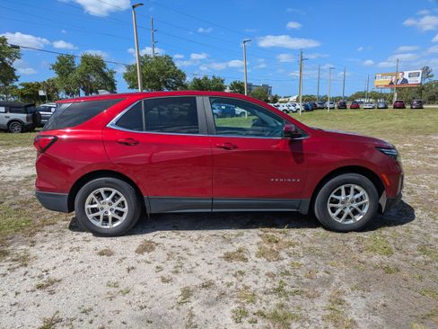 Used 2022 Chevrolet Equinox LT FWD image 3